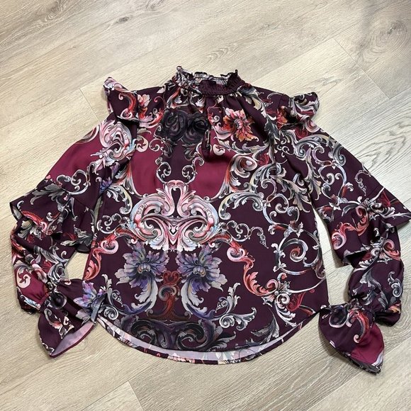 Bebe Print Tiered Ruffle Lined Blouse Size Xsmall‎ XS Purple Swirl - Picture 1 of 8